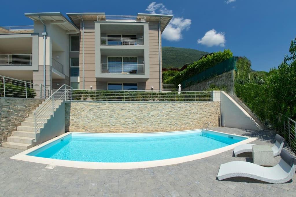 Apartament Residenza Simona Mezzegra Zewnętrze zdjęcie