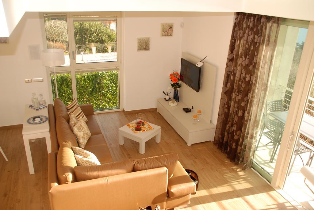 Apartament Residenza Simona Mezzegra Zewnętrze zdjęcie