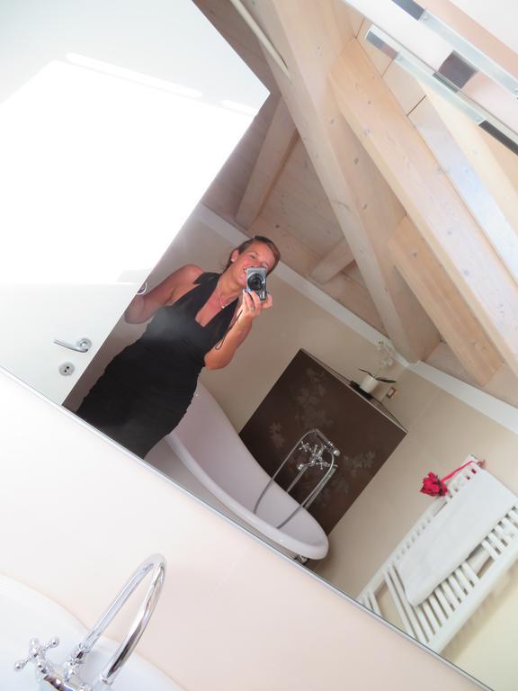 Apartament Residenza Simona Mezzegra Zewnętrze zdjęcie